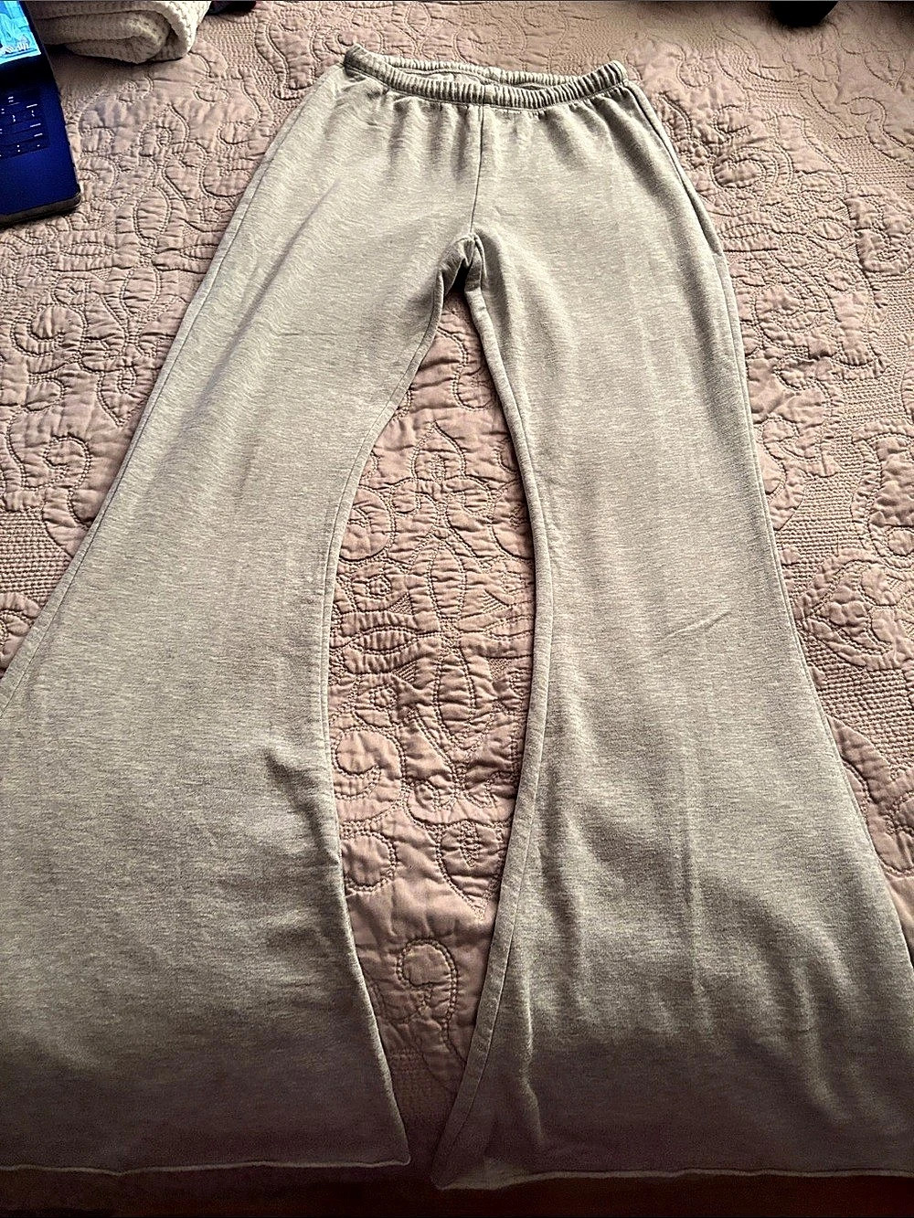Offline by Aerie OTT Fleece Super Flare Pant Gray Size Small